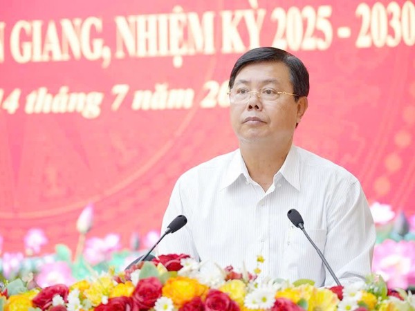 Ông Nguyễn Tiến Hải, Bí thư Tỉnh ủy An Giang phát biểu tại hội thảo.